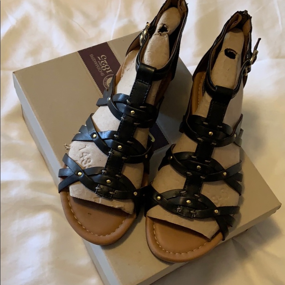 Clarks ‘Viveca Rome’ Gladiator Sandal